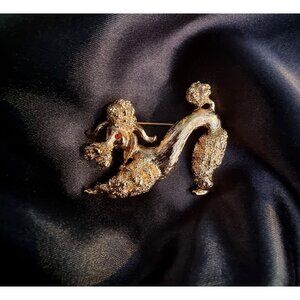 Vintage MONET 1970s Signed Poodle Dog Gold Red Eyes Animal Brooch